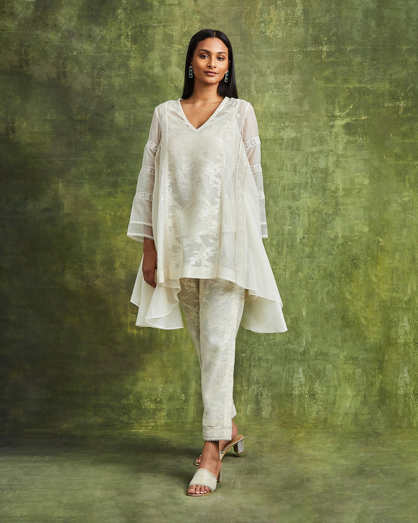 shaffan kurta set off white