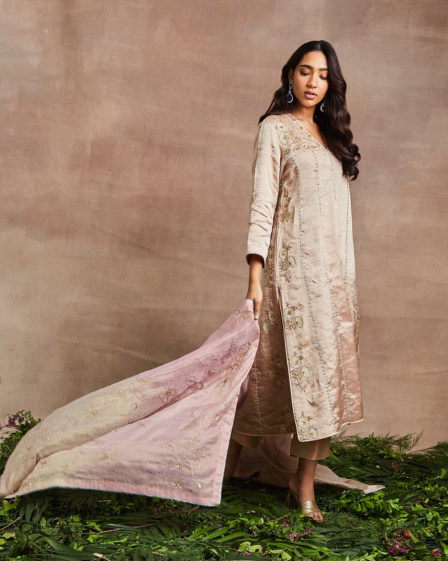 wajiha kurta set peach