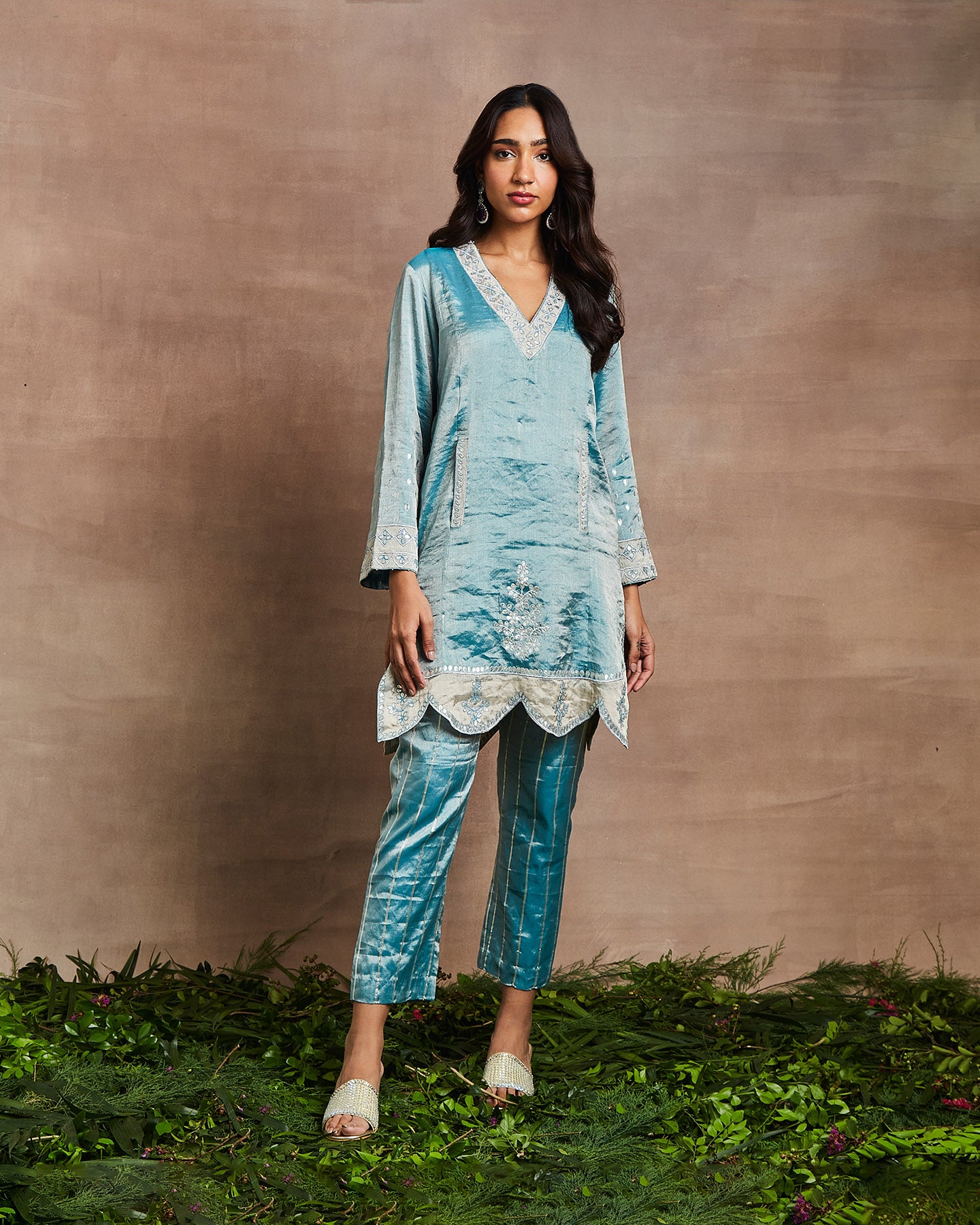Jumaina Kurta Set