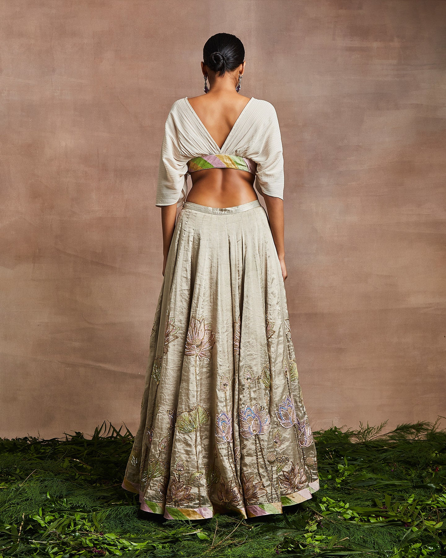 kyda lehenga set silver