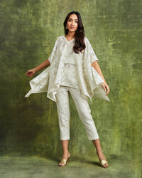manahil co ordinate set off white