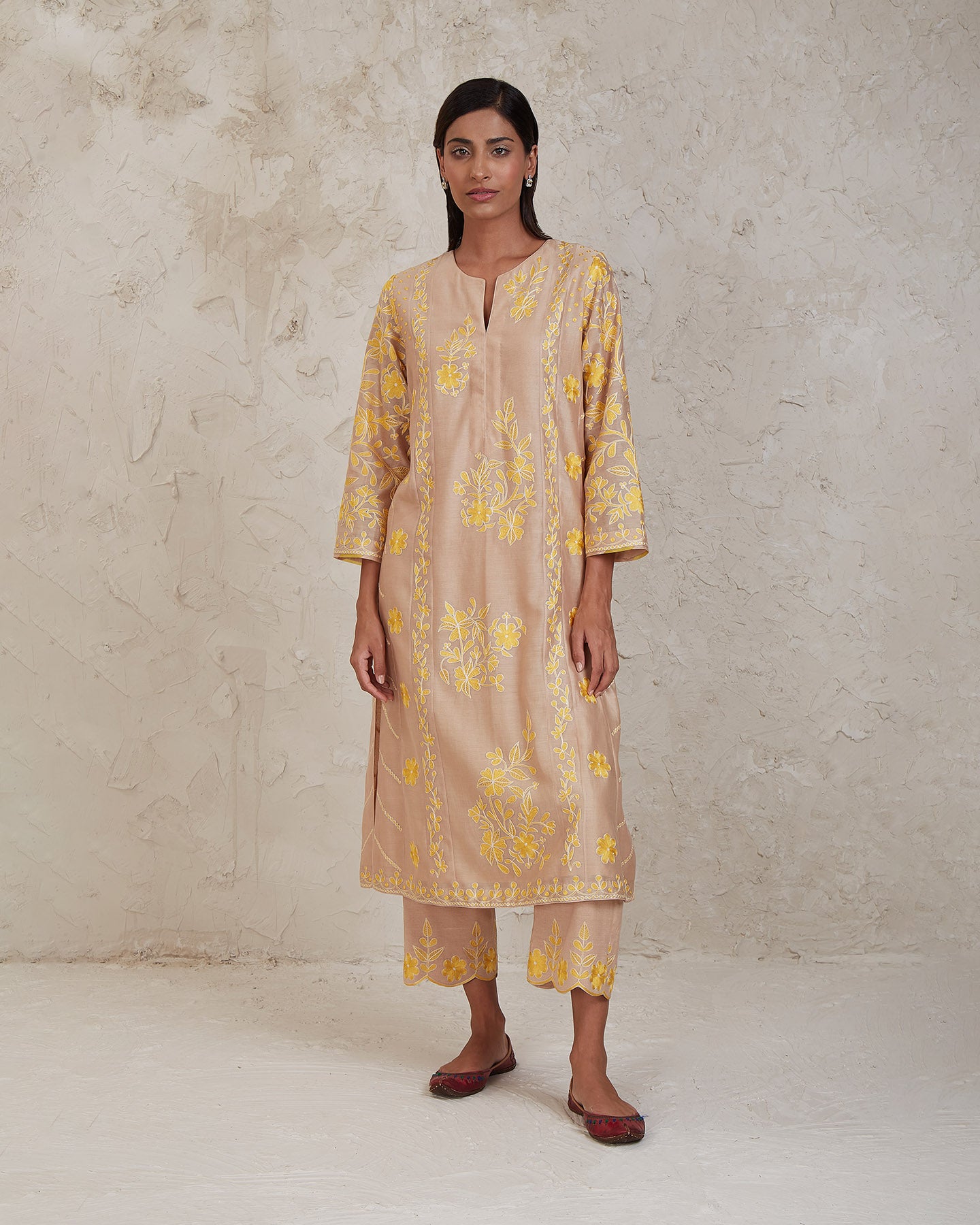 hanan kurta set beige