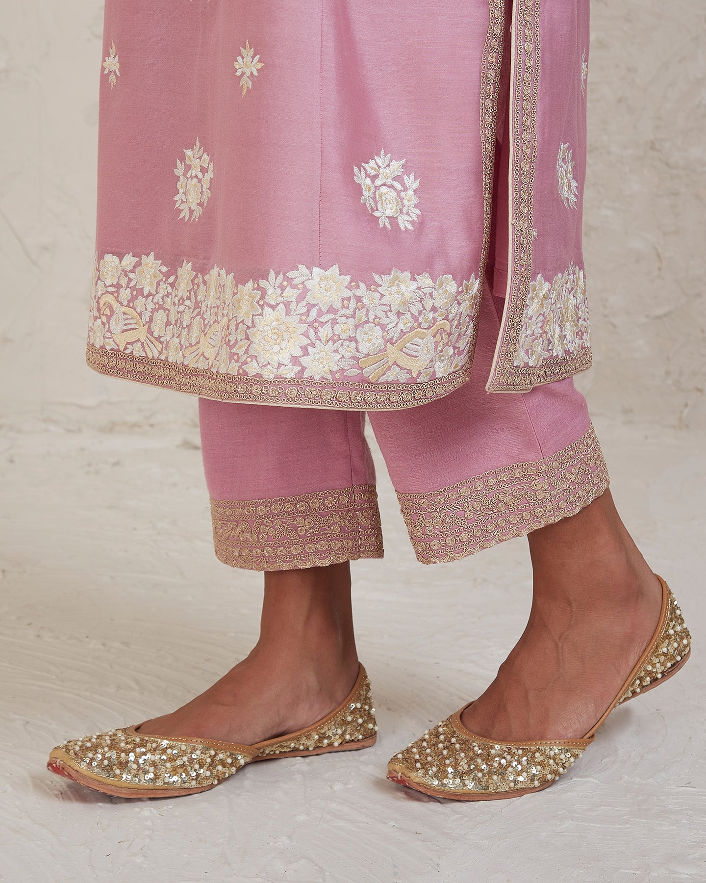 umaiza kurta set pink