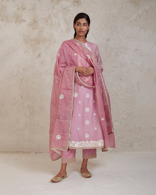 umaiza kurta set pink