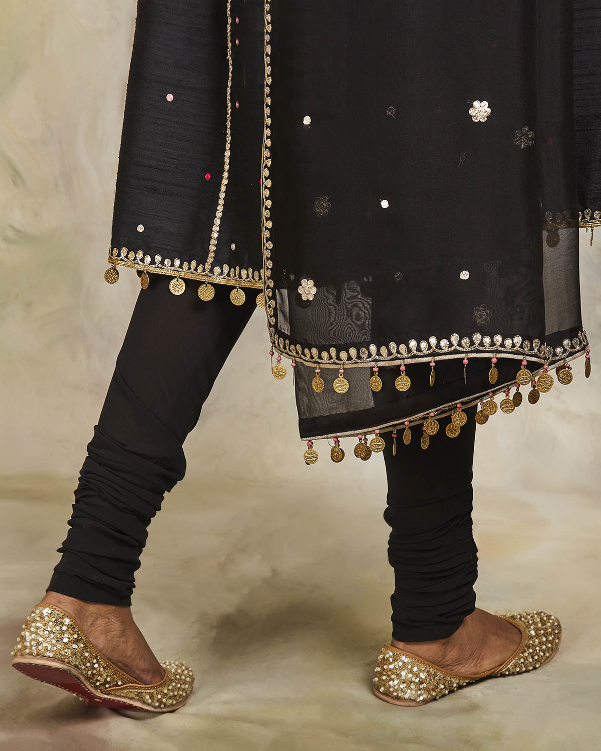 Kuhu Kurta Set