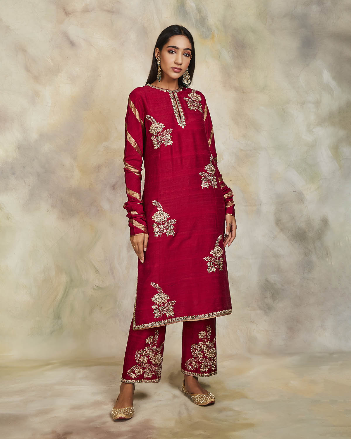 Jhilmil Kurta Set