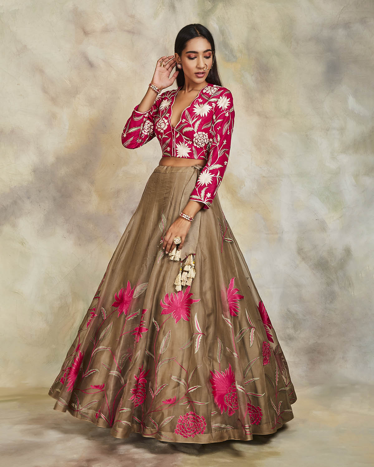 gulabi lehenga set