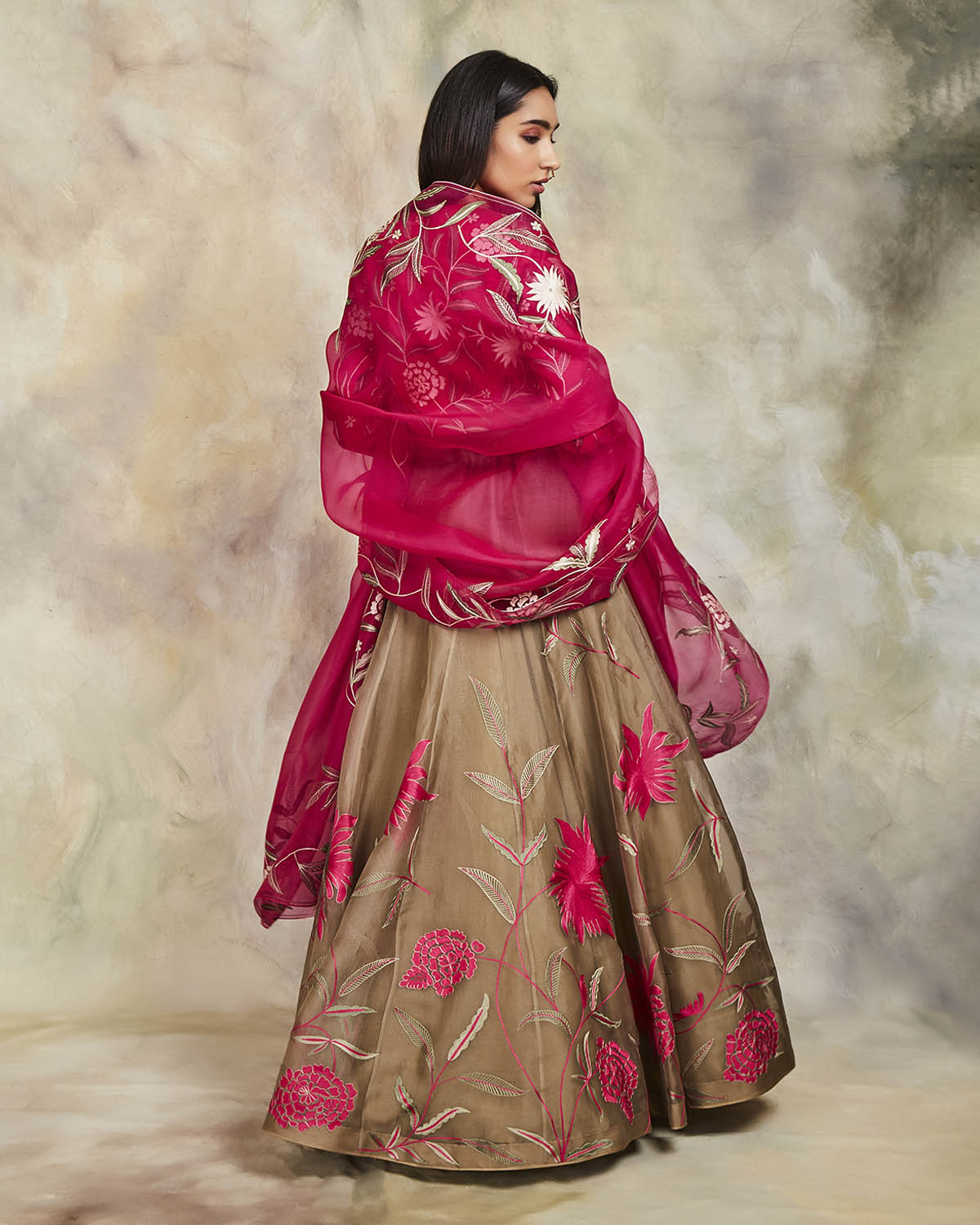 gulabi lehenga set