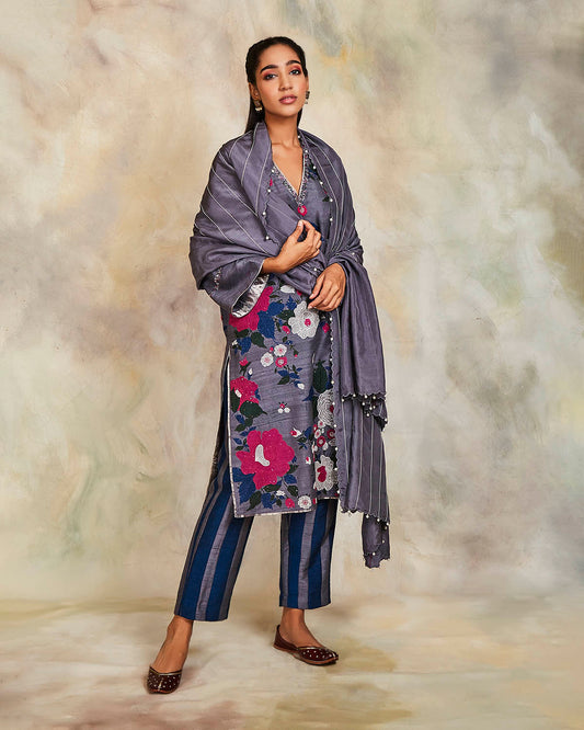 suman kurta set