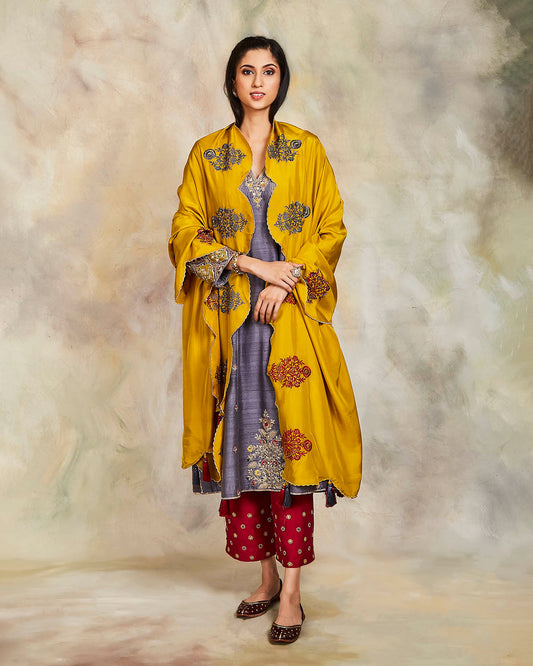 surmayi kurta set