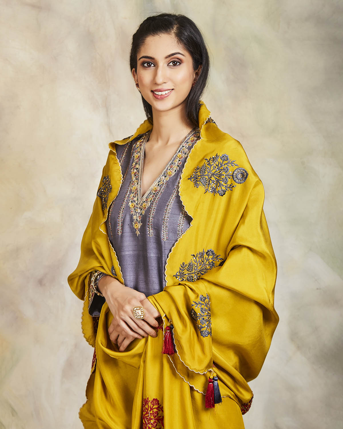 surmayi kurta set