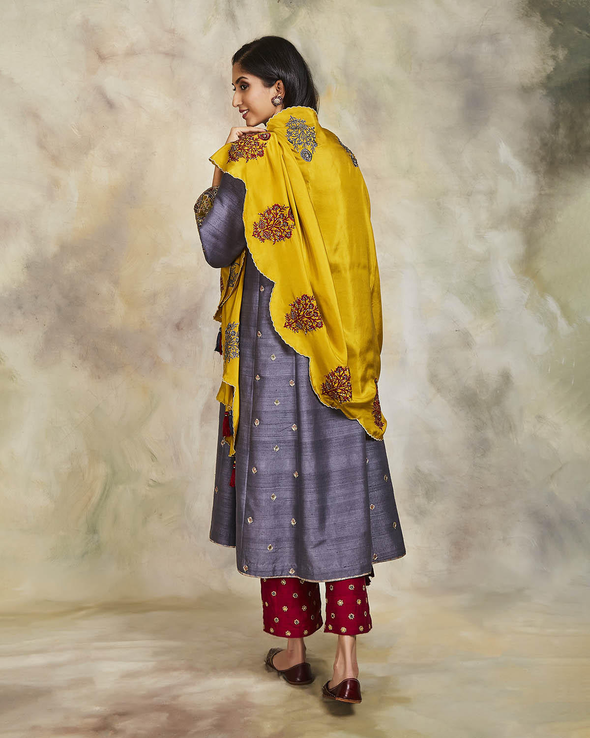 surmayi kurta set