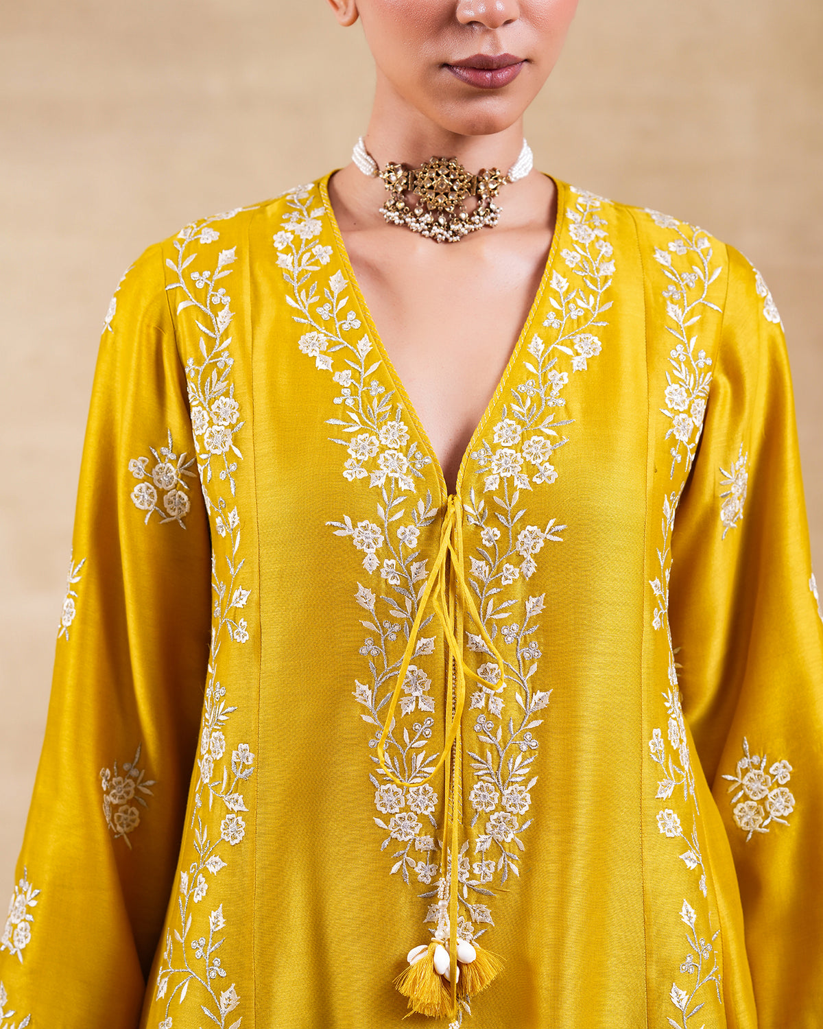 Naayab Short Kurta Set