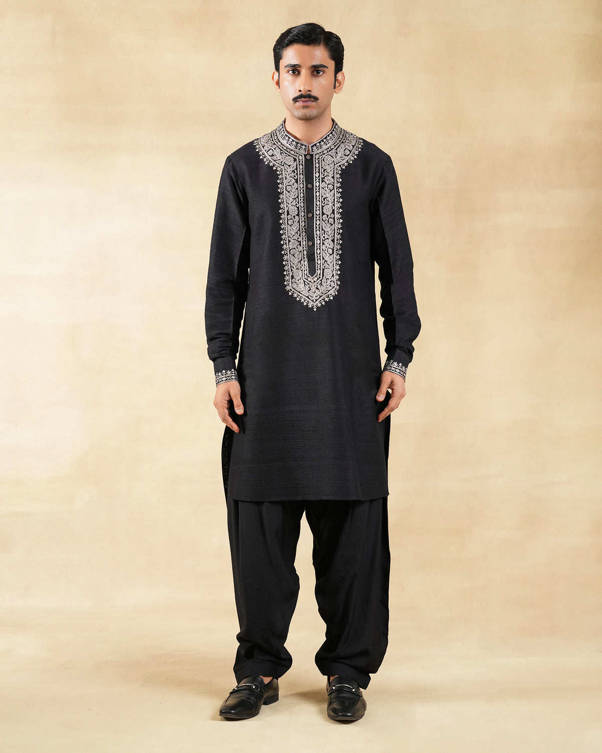 Zameer Pathani Set