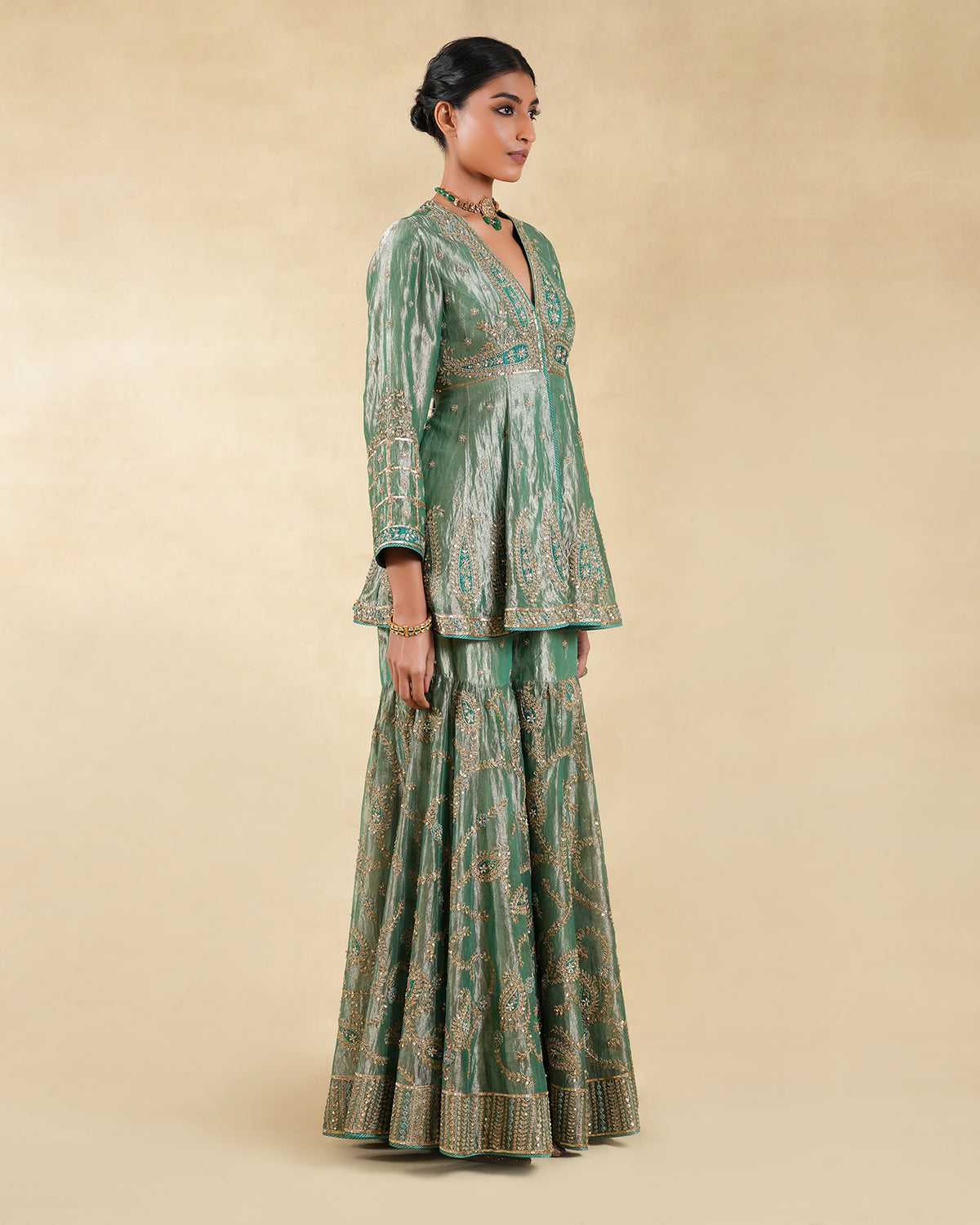 Zarghoon Gharara Set