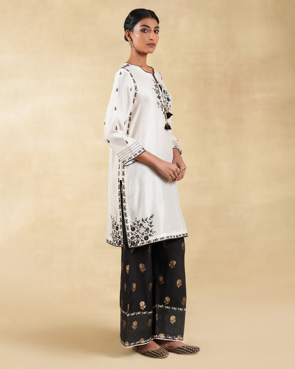 Amna Short Kurta Set