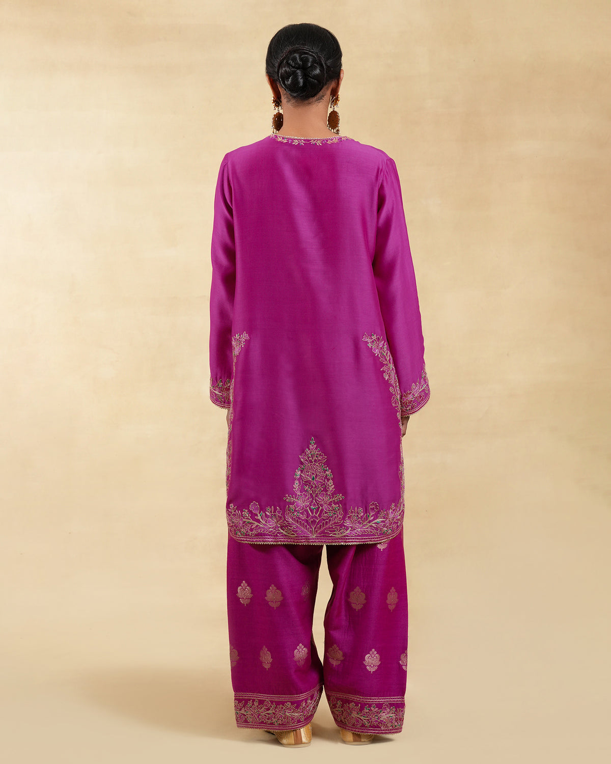 Harf Short Kurta Set