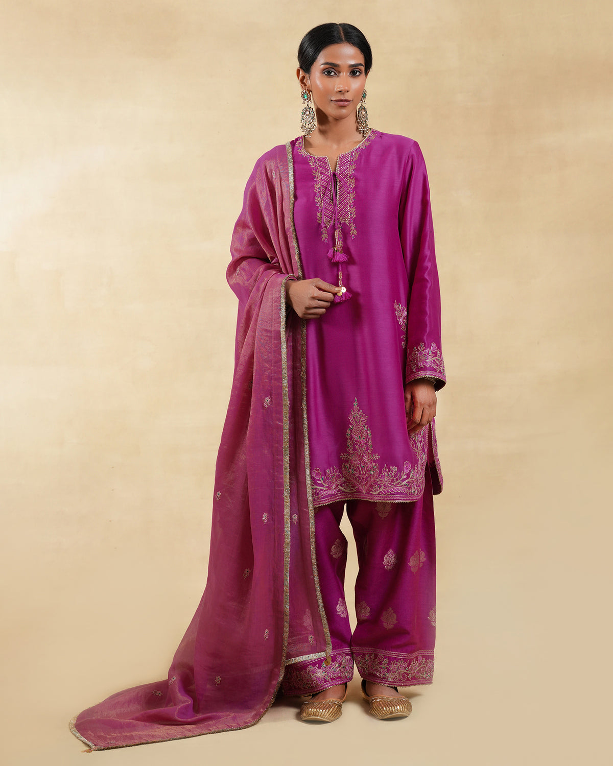 Harf Short Kurta Set