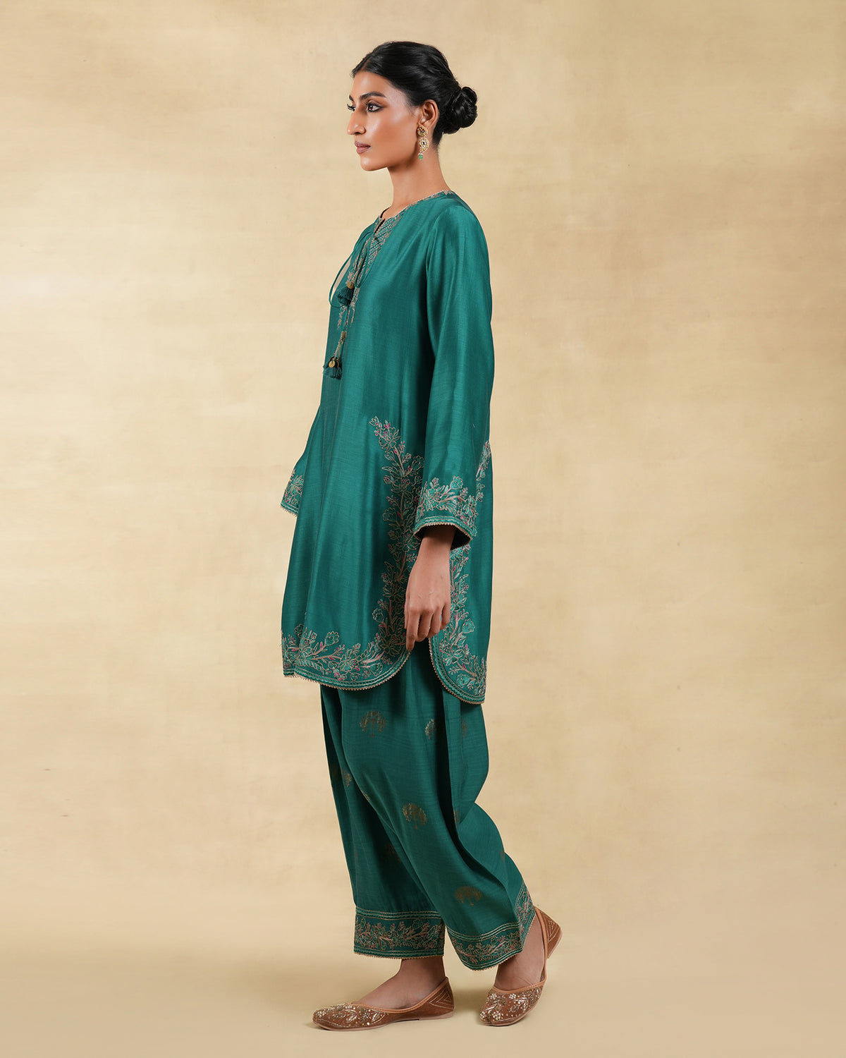 Harf Short Kurta Set