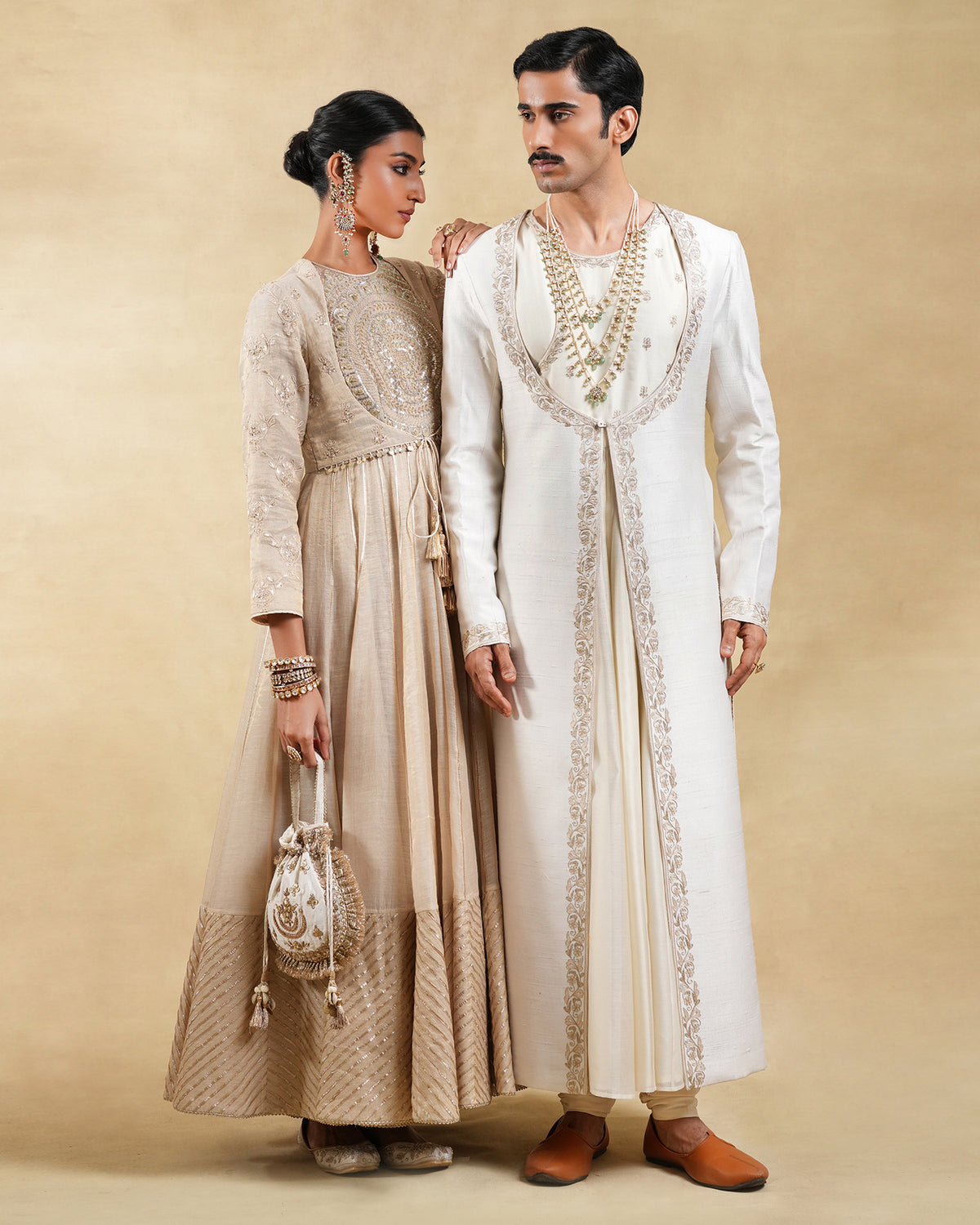 Mirza Angrakha Set