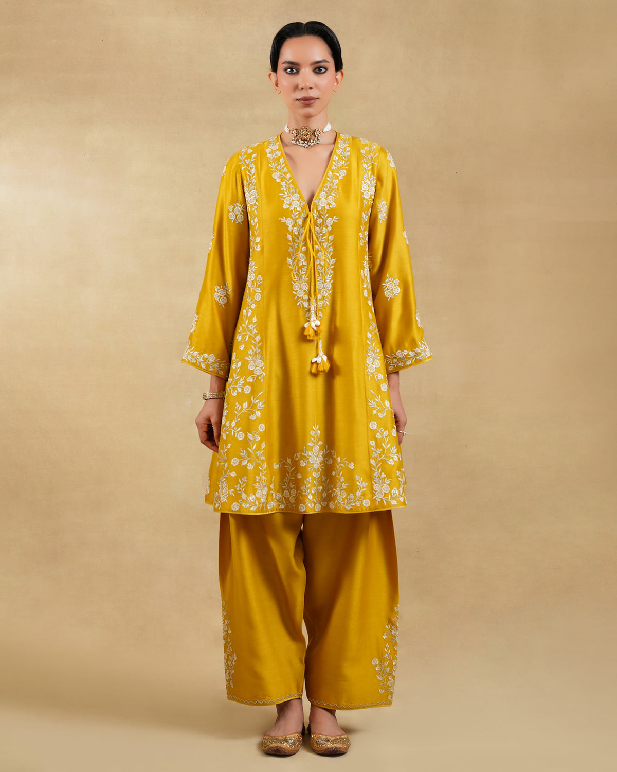 Naayab Short Kurta Set