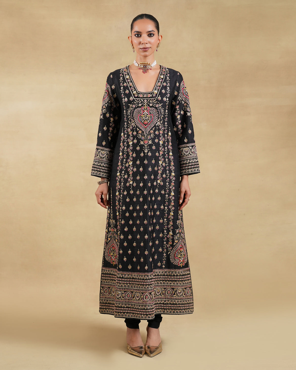Nazaara Long Kurta Set