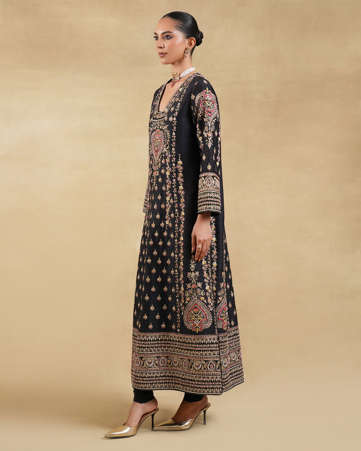 Nazaara Long Kurta Set