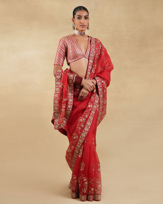 Surkh Khwaab Saree Set