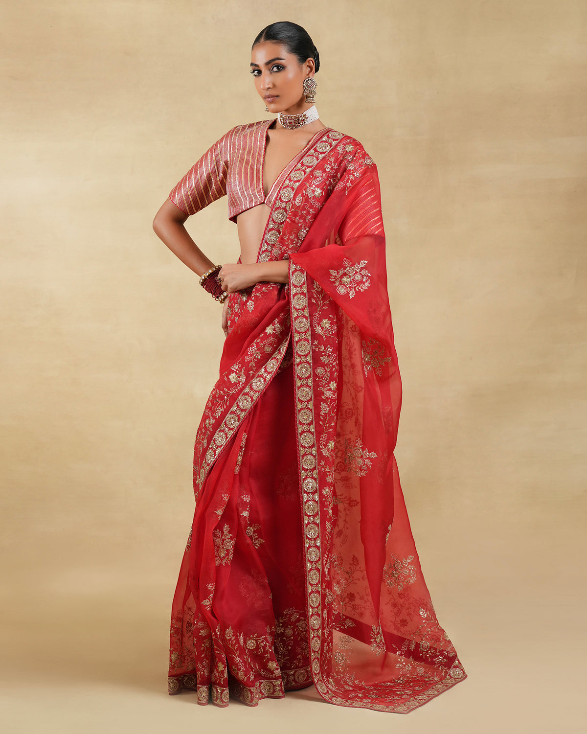 Surkh Khwaab Saree Set