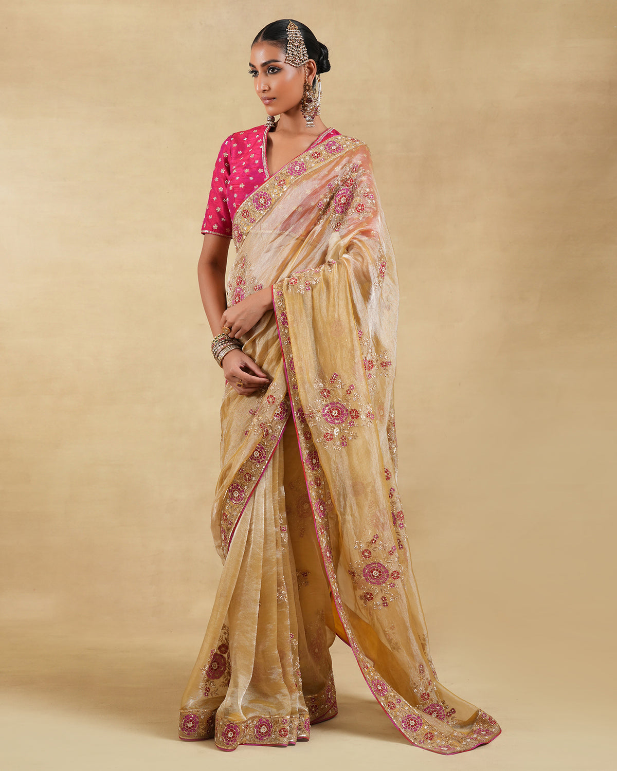 Guldaudi Saree Set