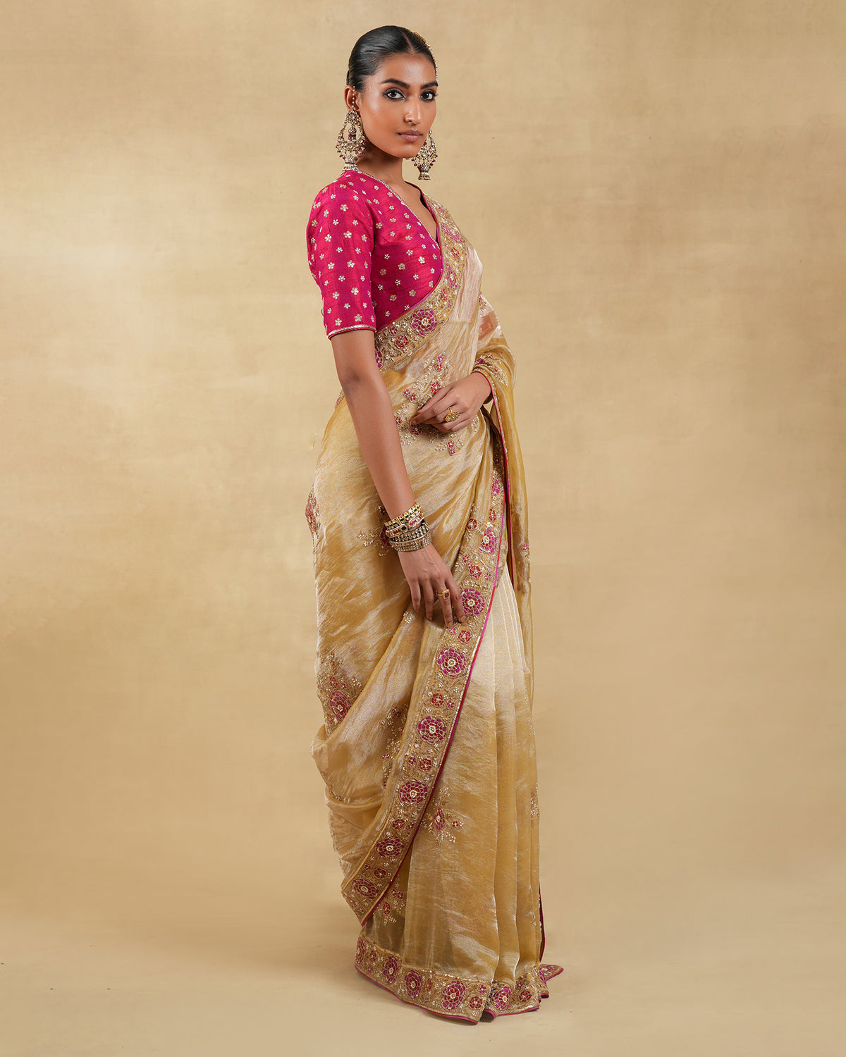 Guldaudi Saree Set