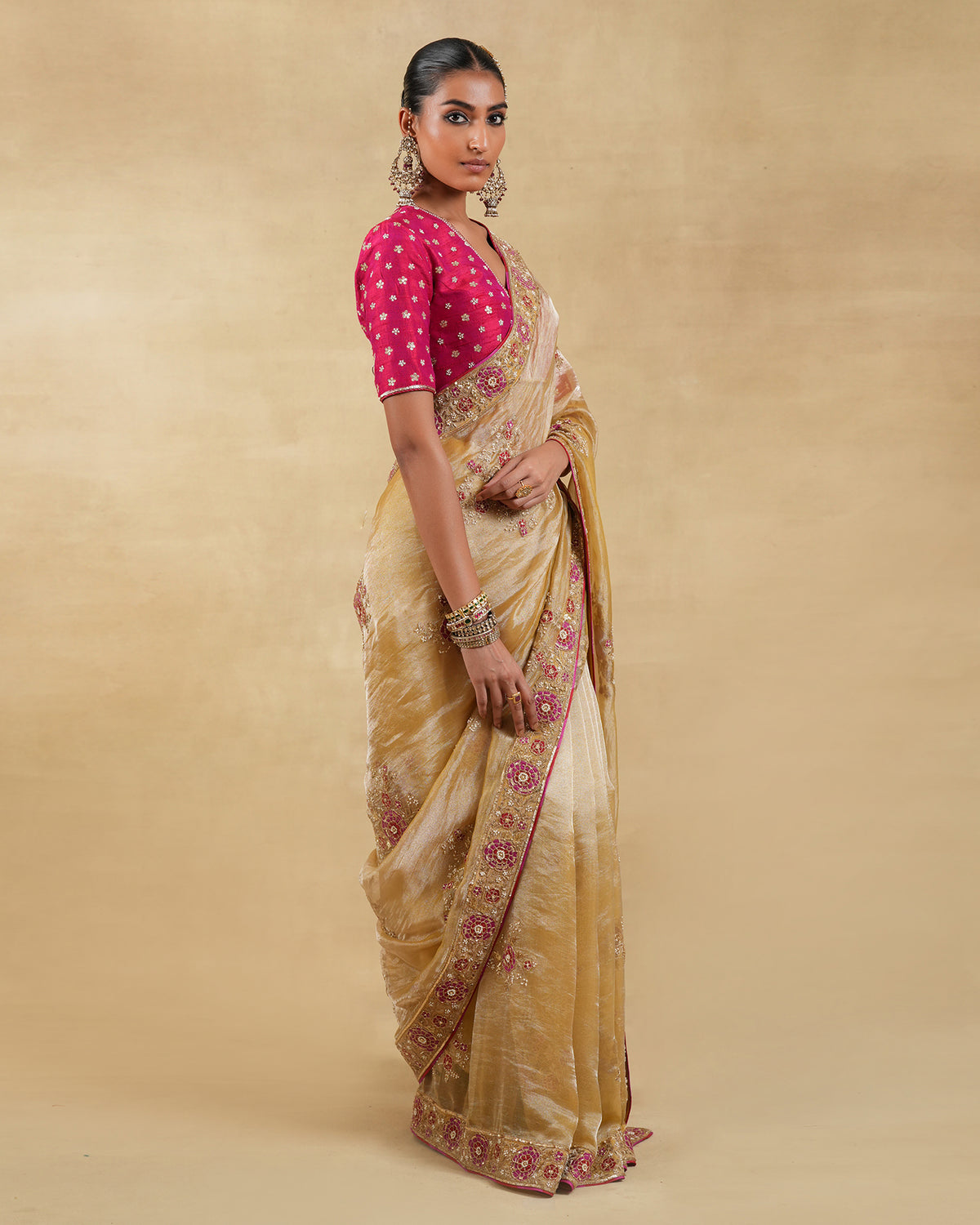 Guldaudi Saree Set