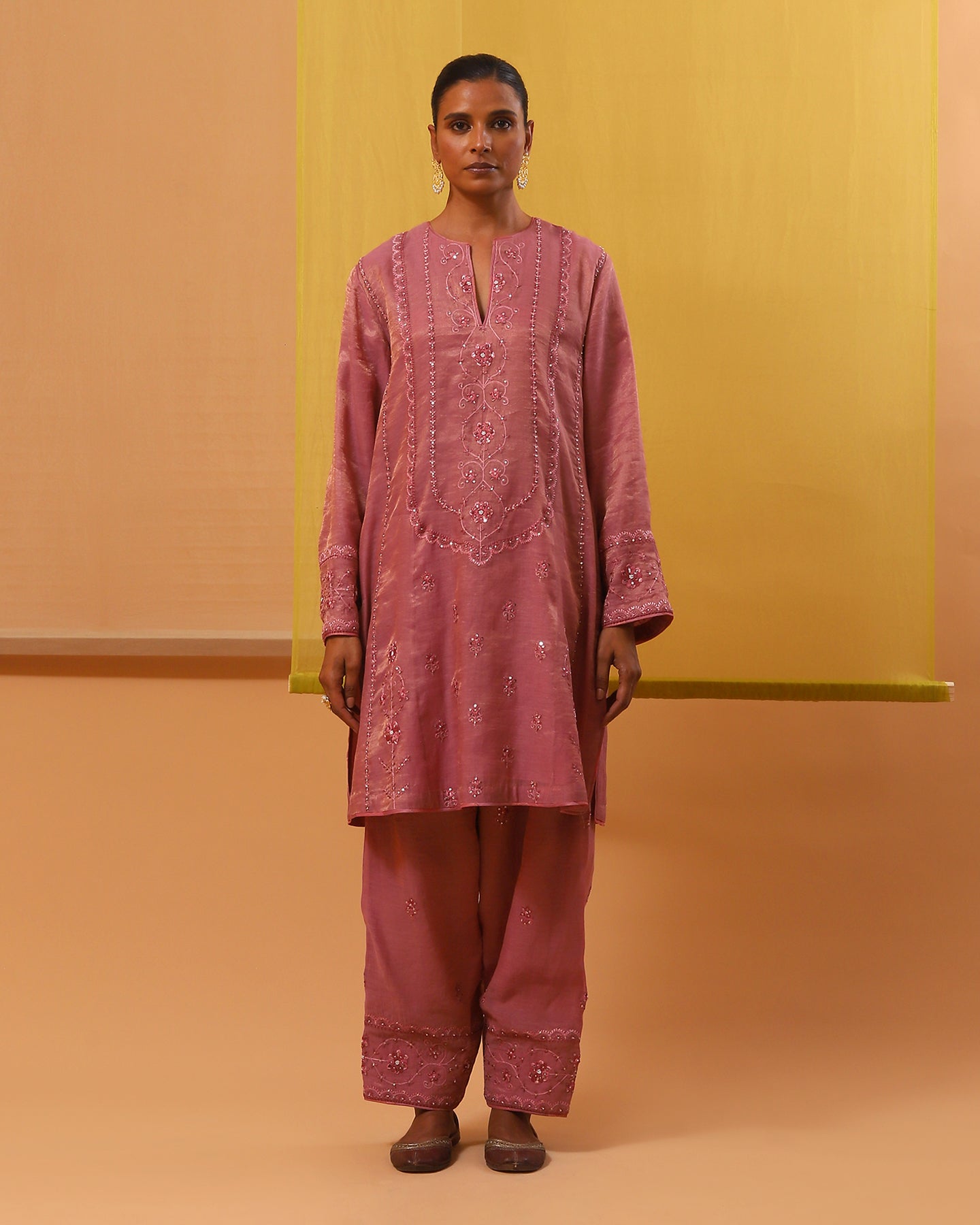 Isbah Short Kurta Set