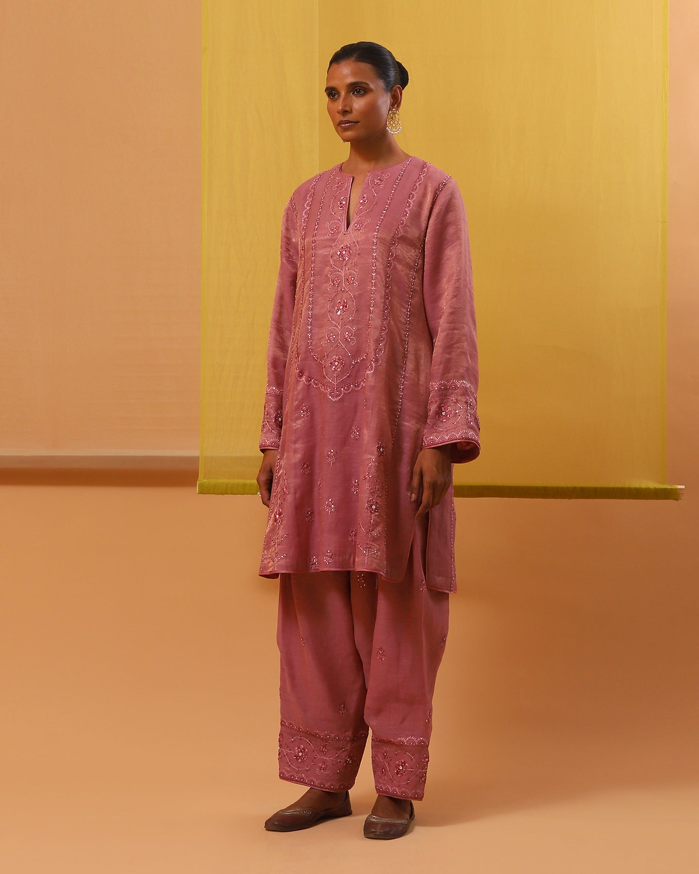 Isbah Short Kurta Set