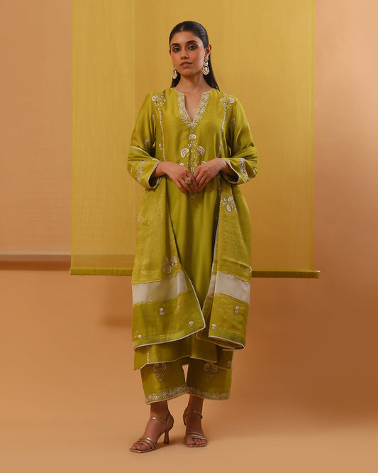 aiza long kurta set