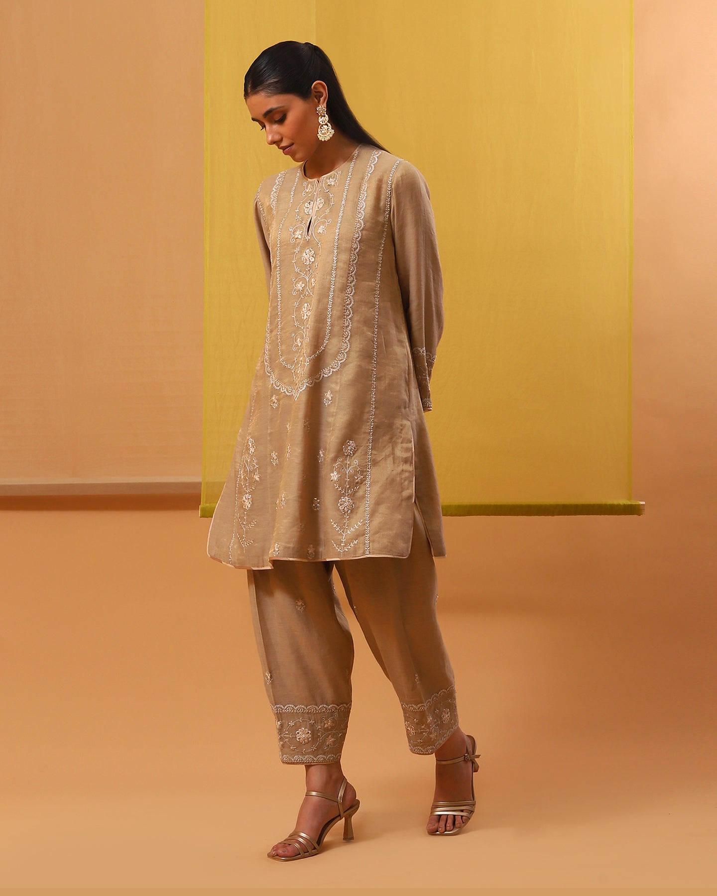 Zakia Short Kurta Set