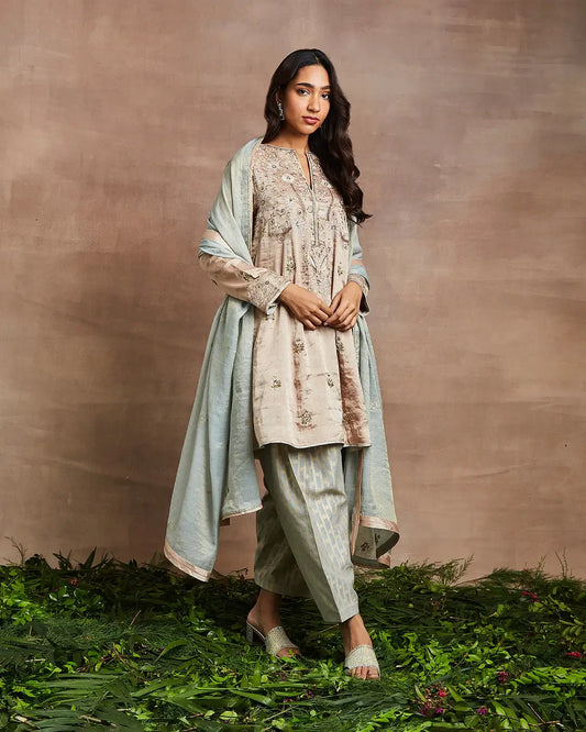naba kurta set peach