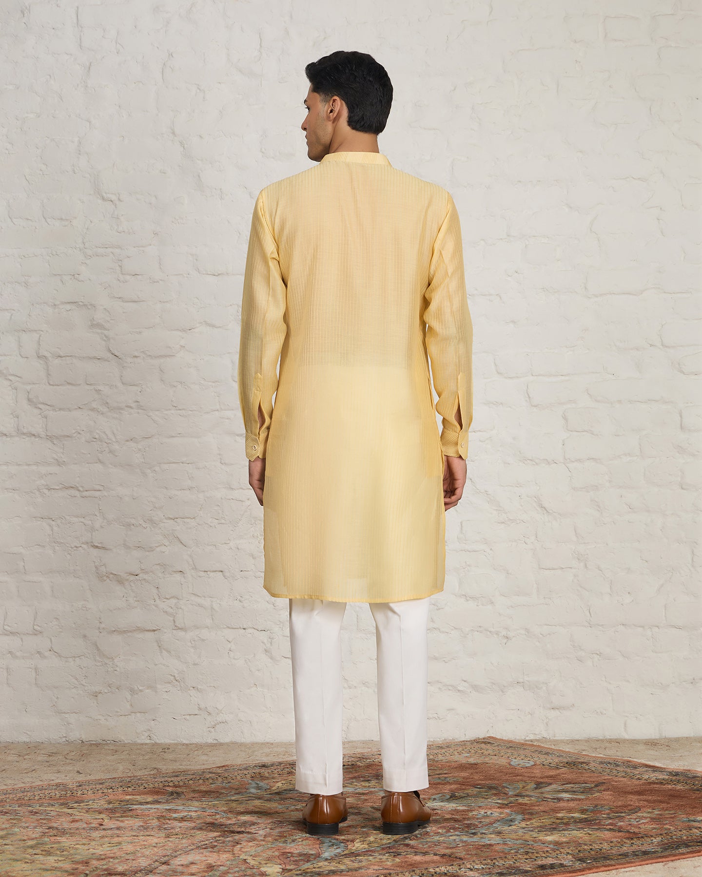 Adam Kurta
