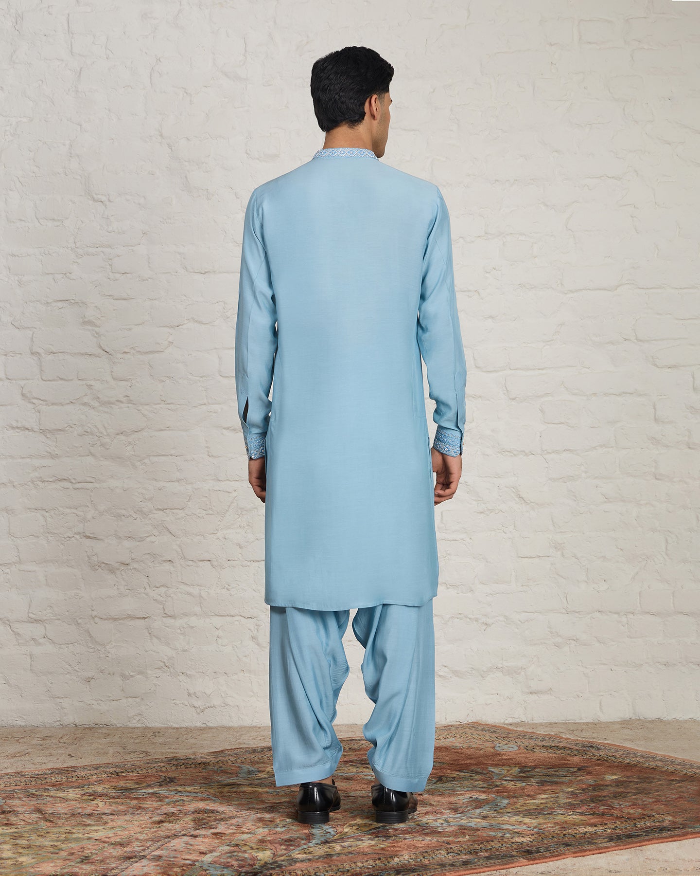 Areo Pathani Set