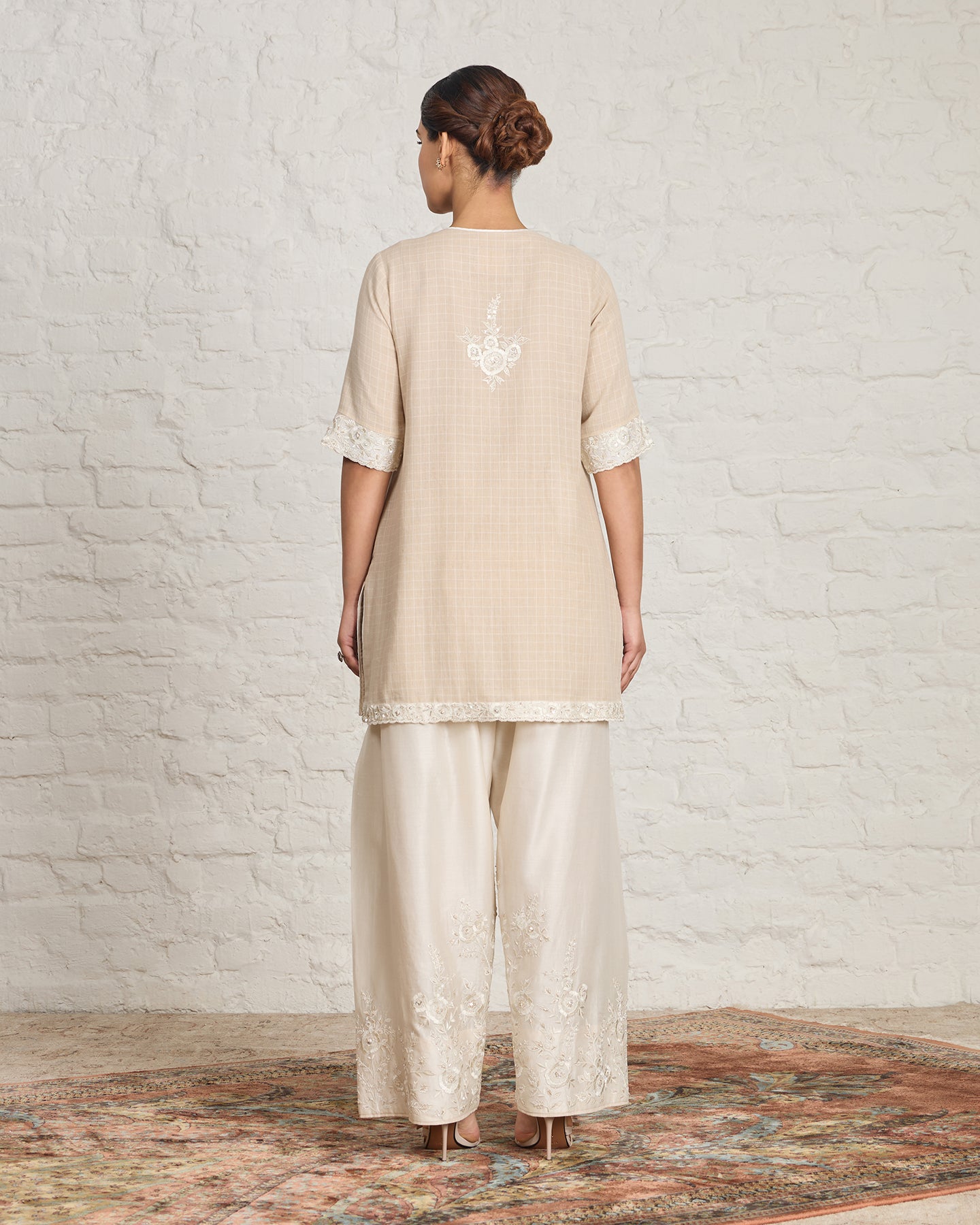 Evelyn Short Kurta Set