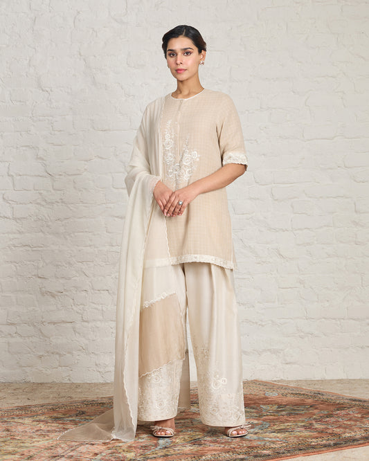 Evelyn Short Kurta Set