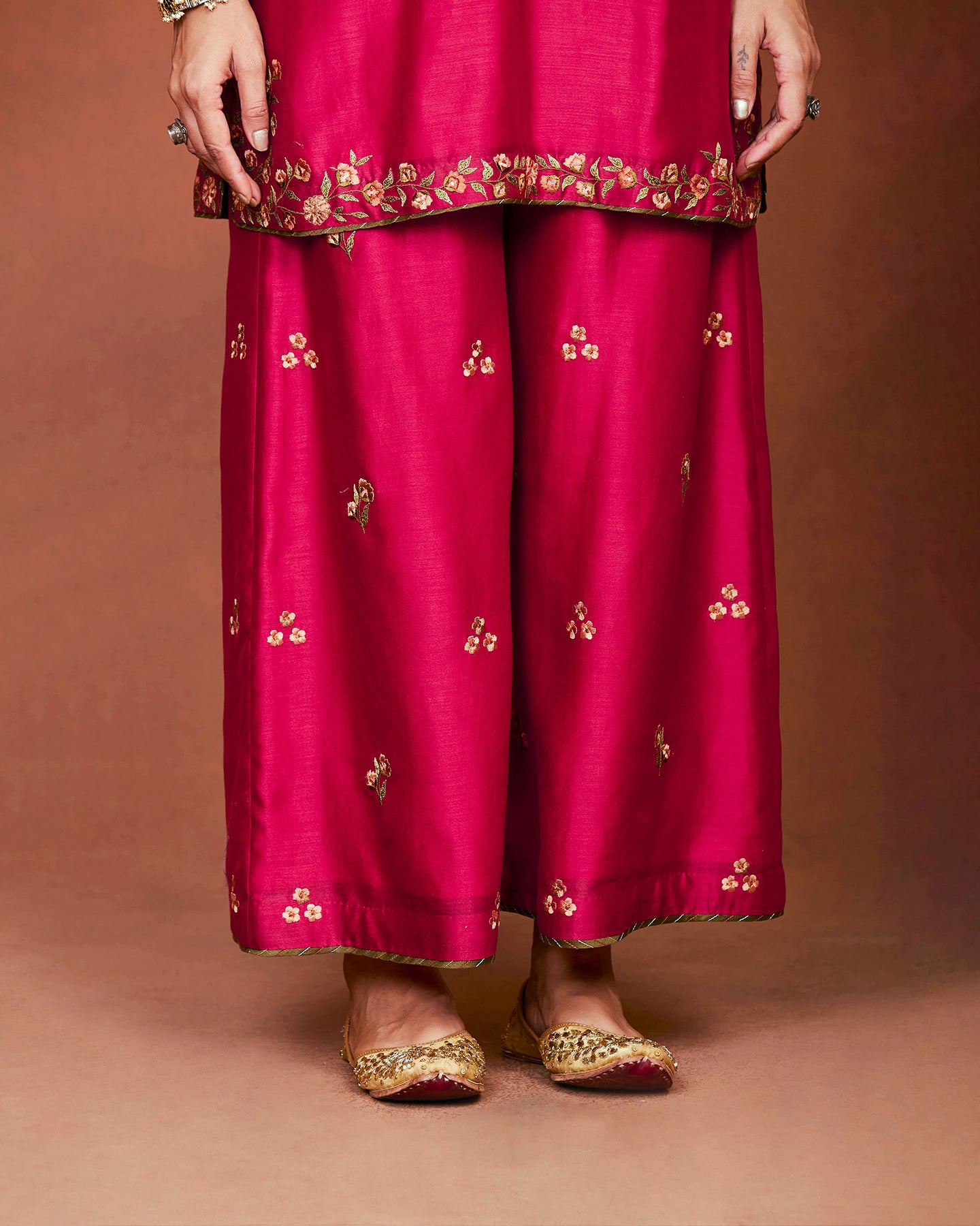 Zoa Deep Red Short Kurta Set