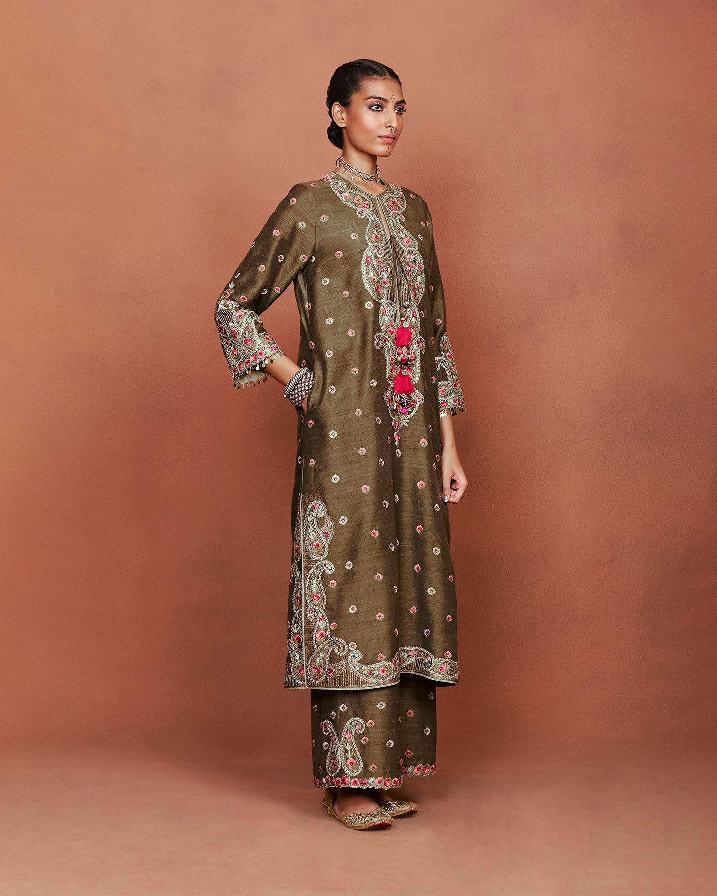 Jiyara Long Kurta Set