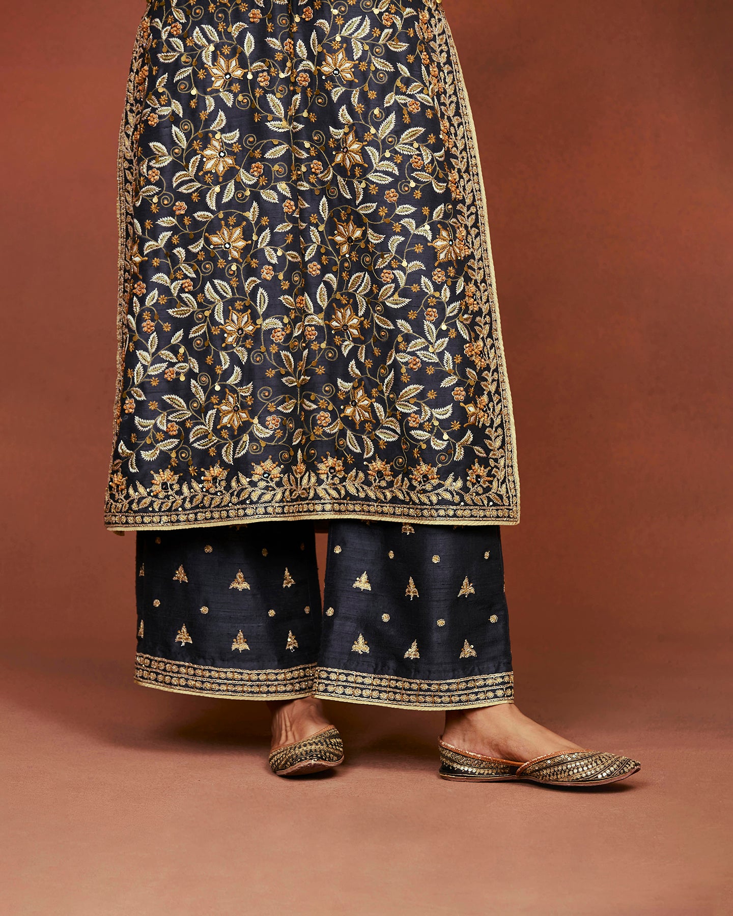 Taaj Long Kurta Set