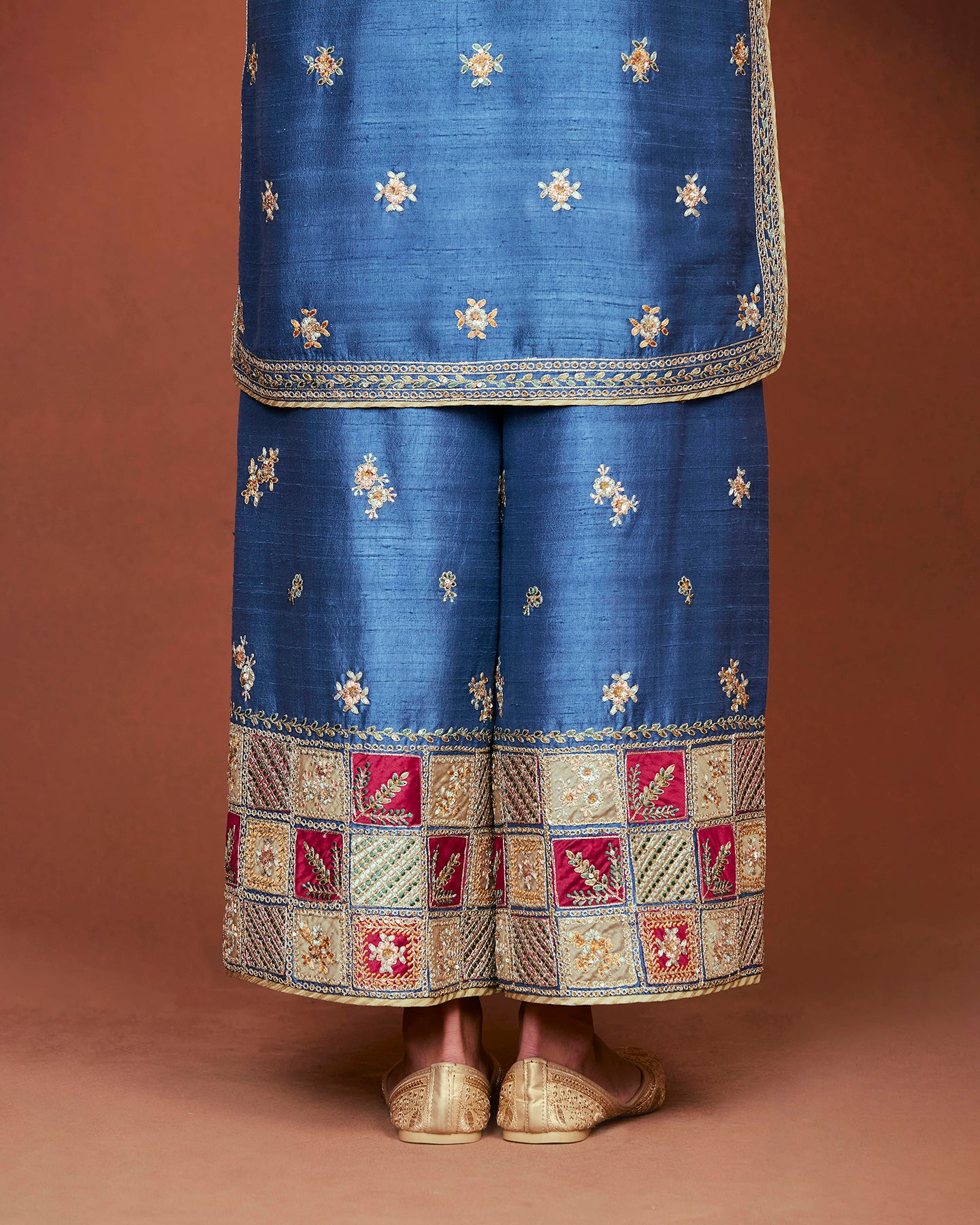 Raah Short Kurta Set