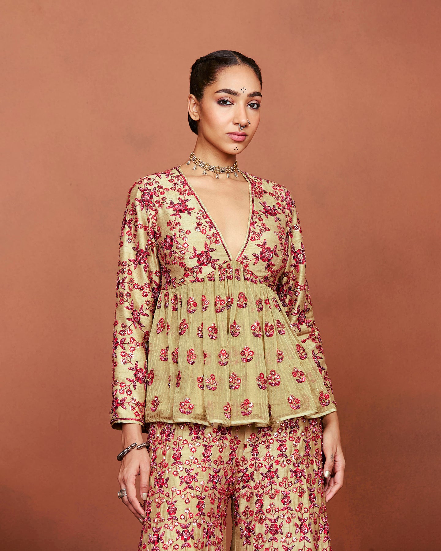 Ahaani Sharara Set