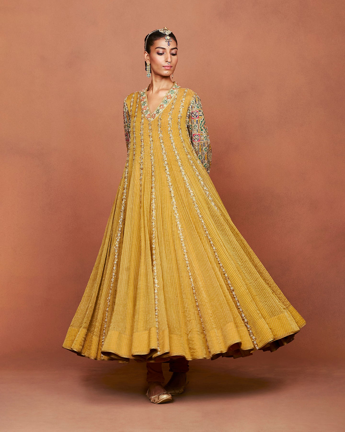 Payaliya Long Anarkali Set