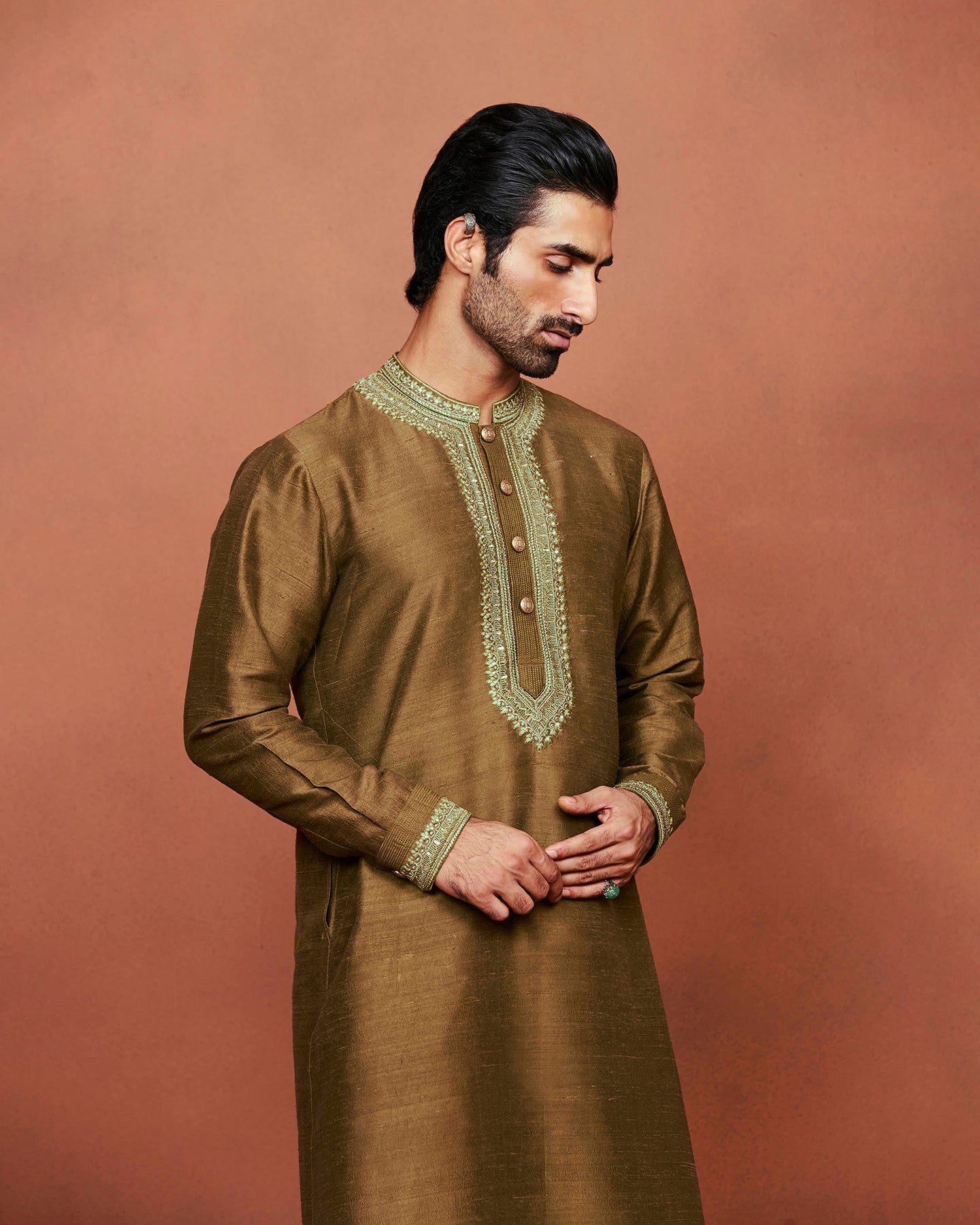 Verash Pathani Set