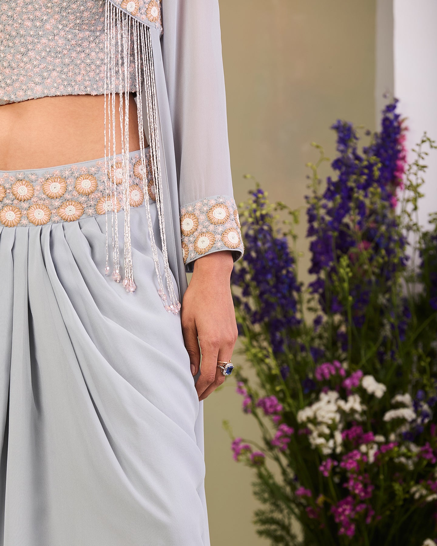soraya cape set