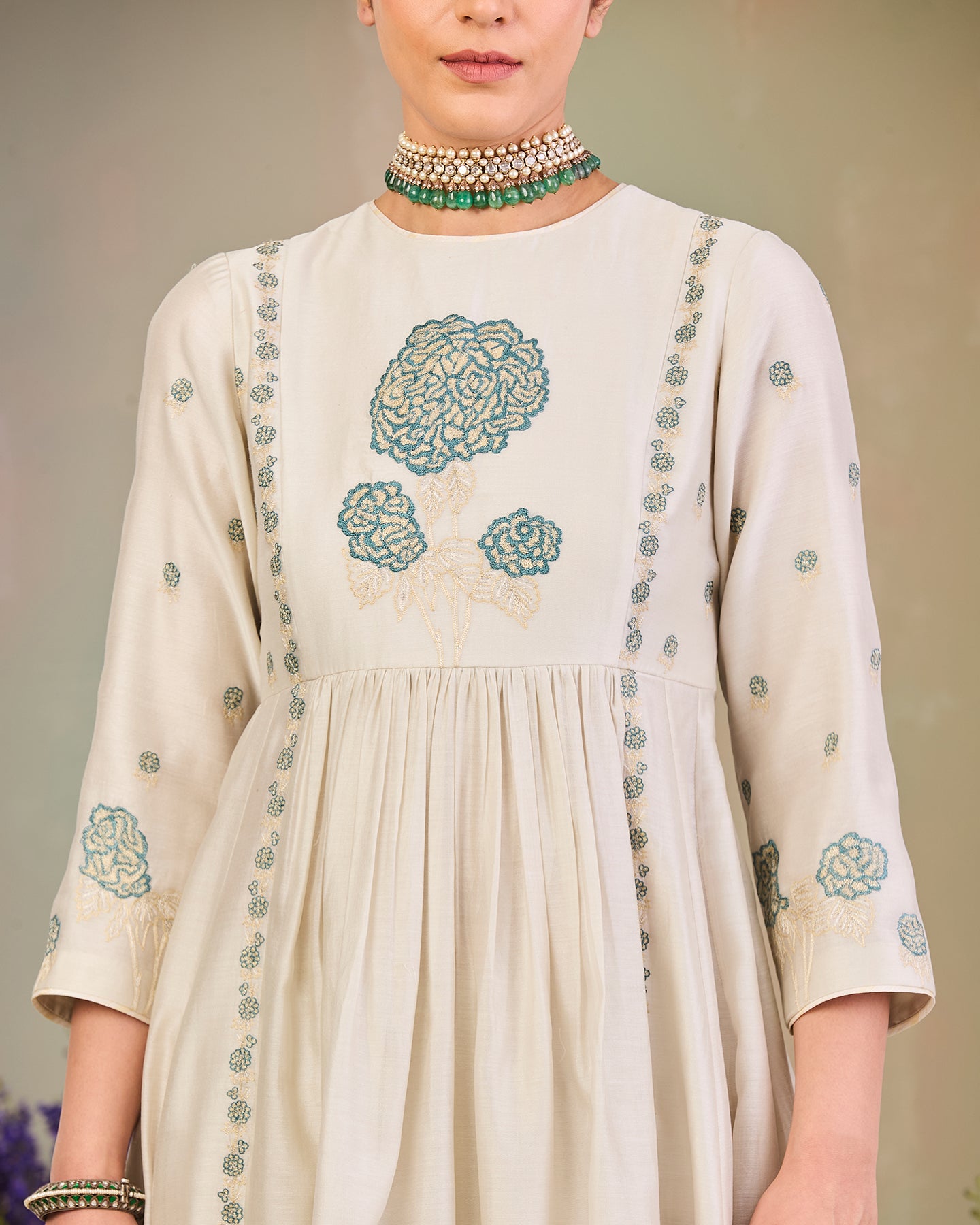 avisha long anarkali set
